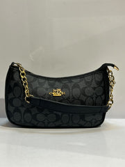 Coach Teri Bag – Elegant & Versatile Everyday Fashion Bag