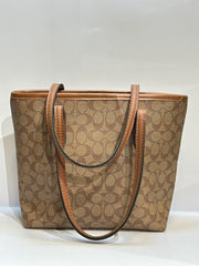 Mini Tote Bag – Stylish, Compact & Versatile Everyday Fashion Bag