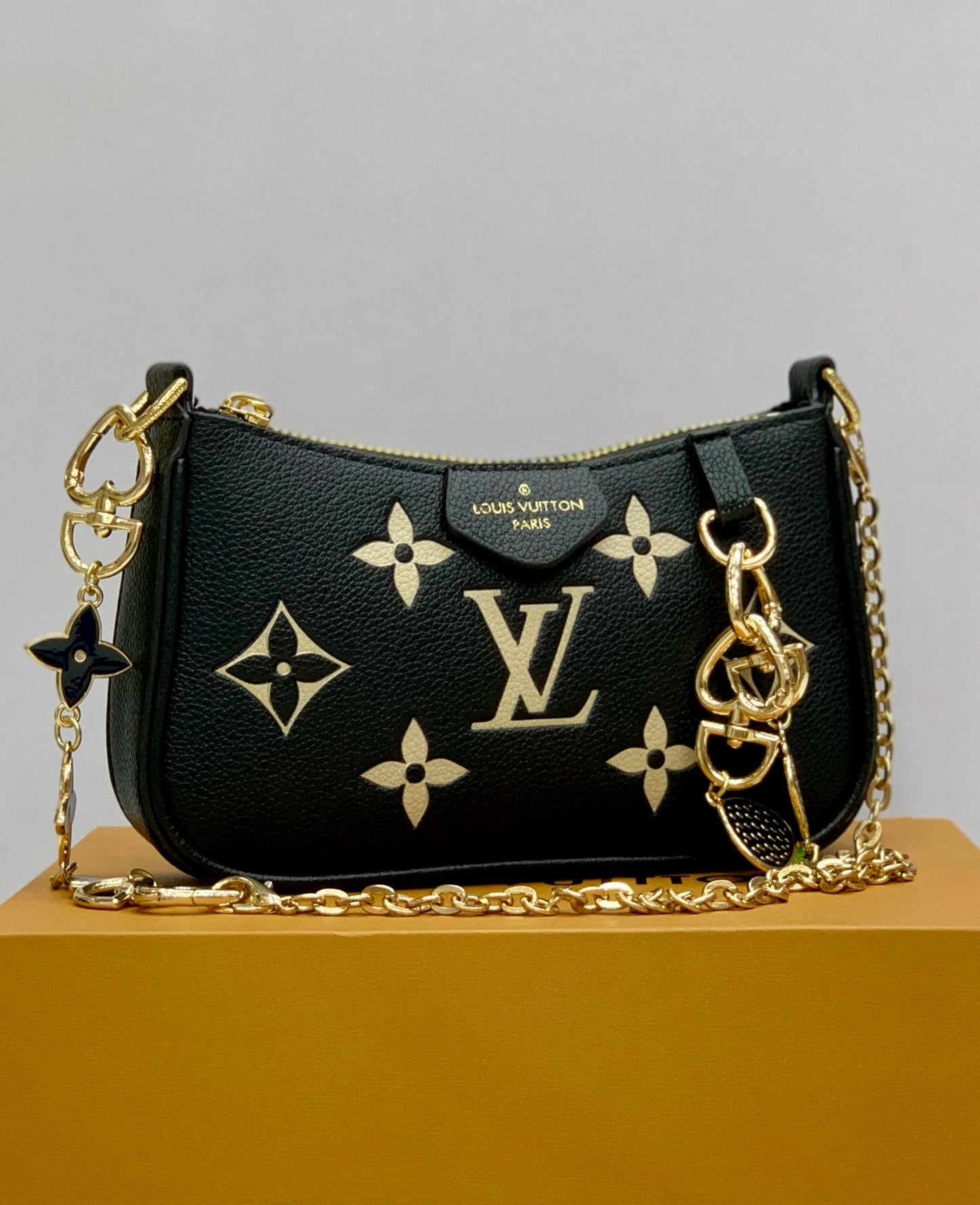 LV Mini Shoulder Bag – Premium Chain Crossbody