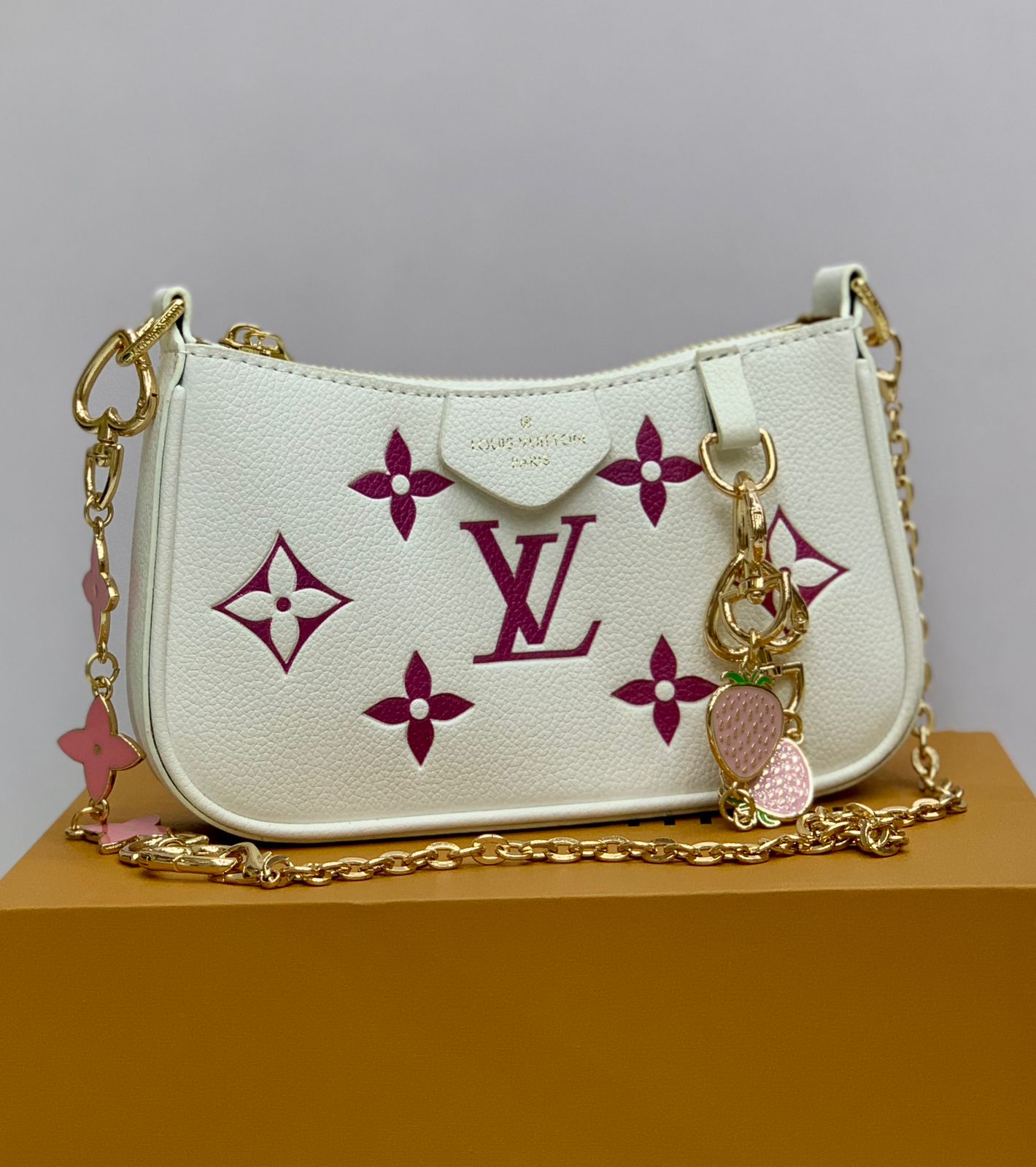 LV Mini Shoulder Bag – Premium Chain Crossbody