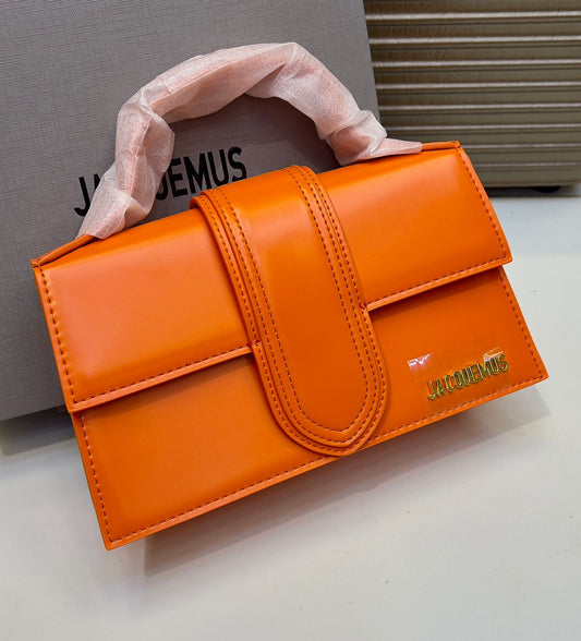 Minimal Luxe Flap Shoulder Bag – Elegant Structured Handbag