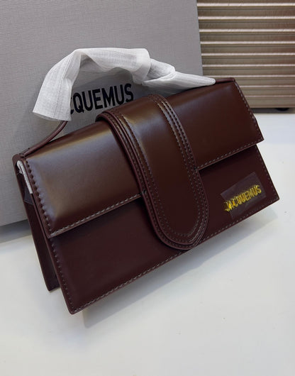 Minimal Luxe Flap Shoulder Bag – Elegant Structured Handbag