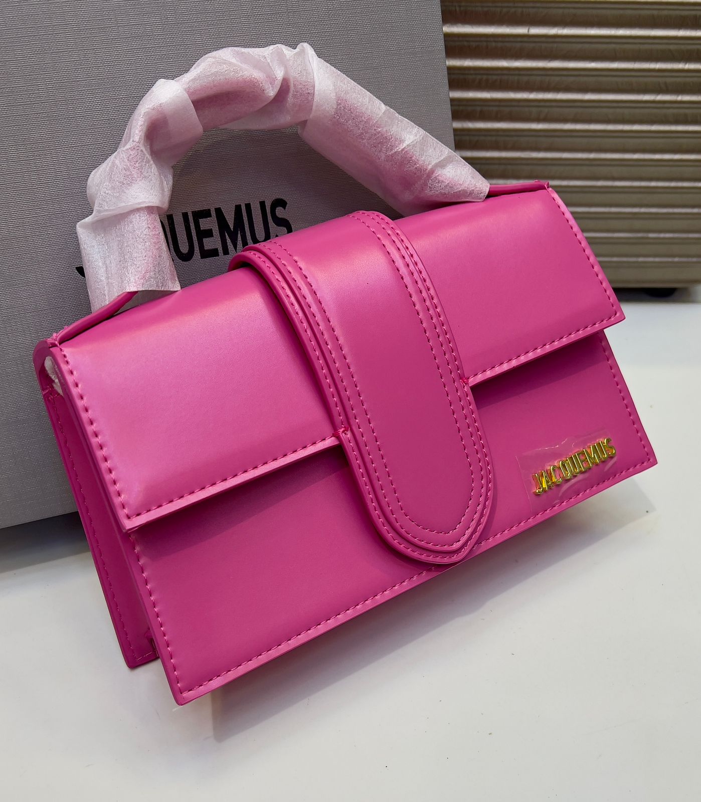 Minimal Luxe Flap Shoulder Bag – Elegant Structured Handbag