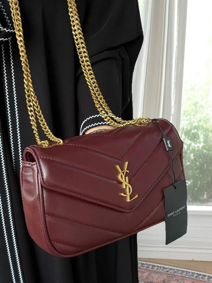 Signature V-Quilt Leather Handbag | Saint Laurent Paris
