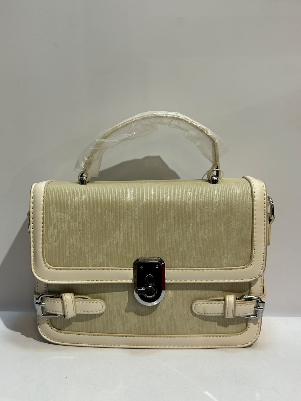 Bag 99 - Stylish Premium Everyday Handbag