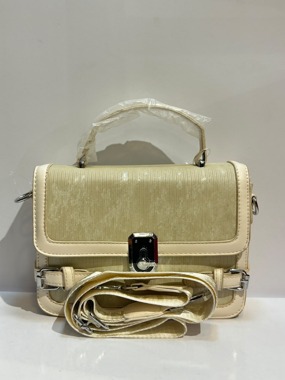 Bag 99 - Stylish Premium Everyday Handbag