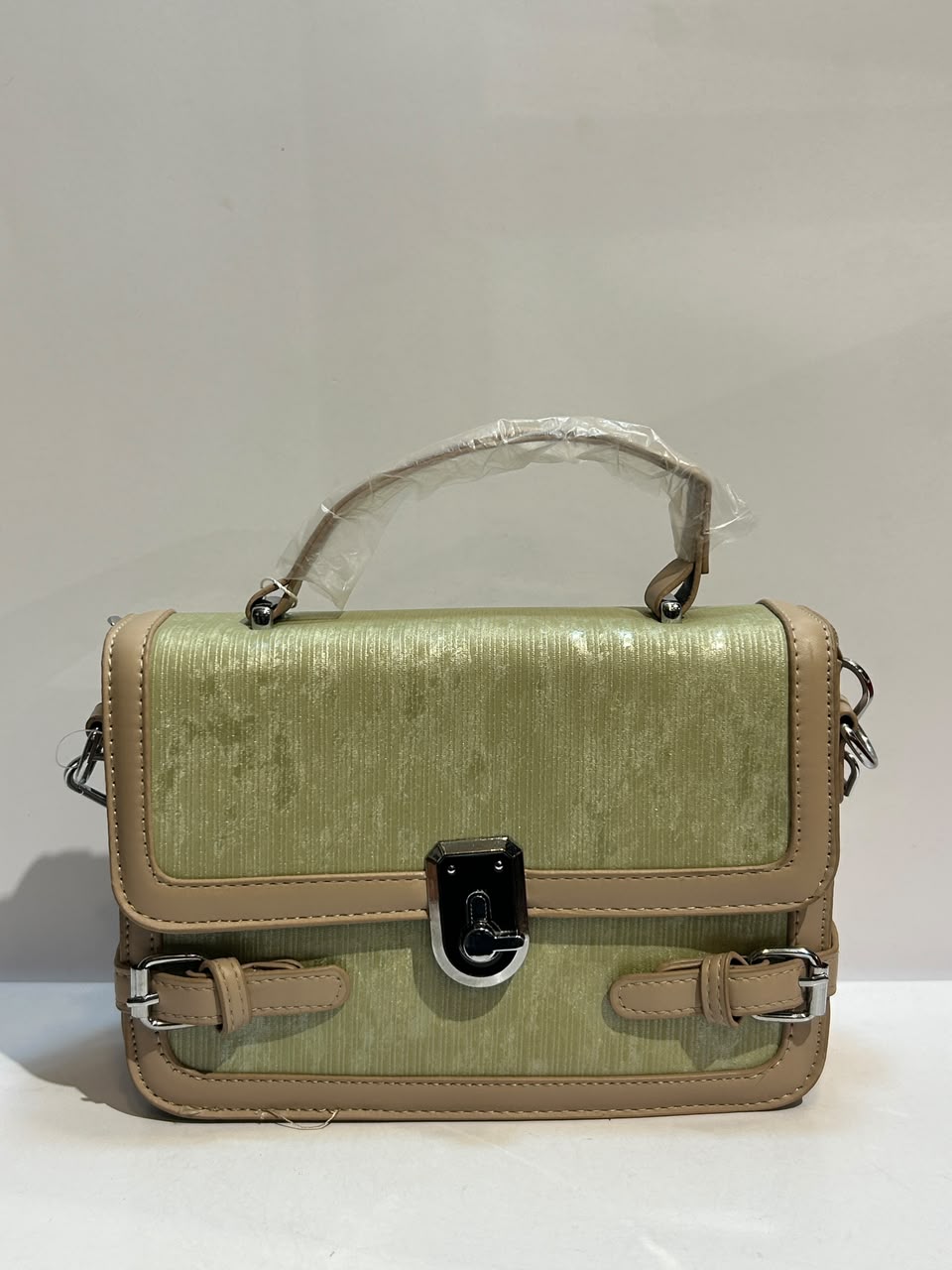 Bag 99 - Stylish Premium Everyday Handbag