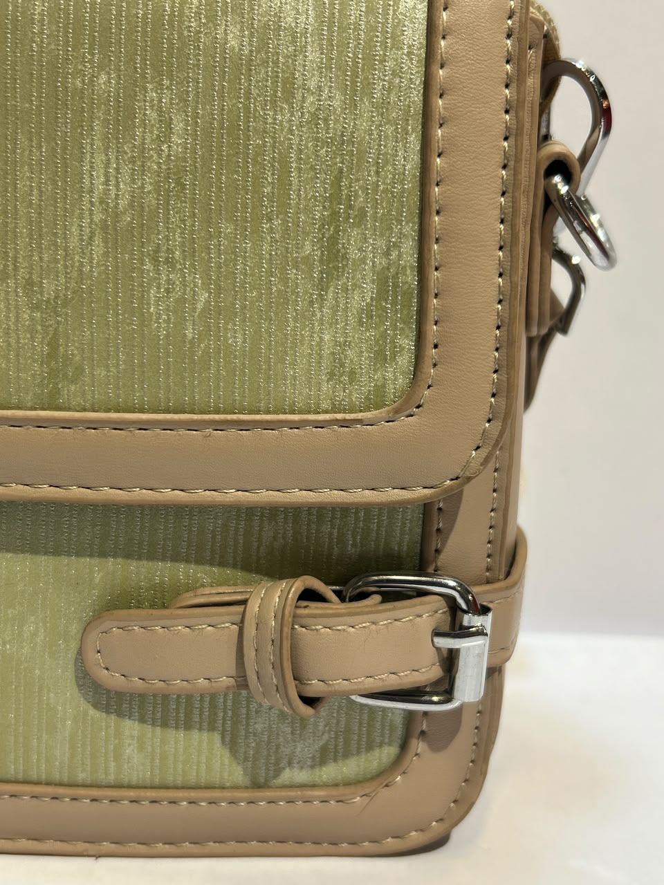 Bag 99 - Stylish Premium Everyday Handbag