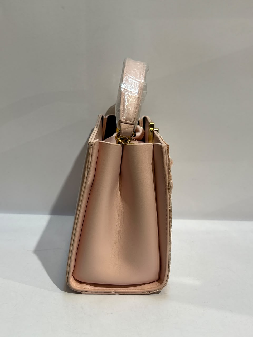 Bag 99 - Stylish Premium Everyday Handbag
