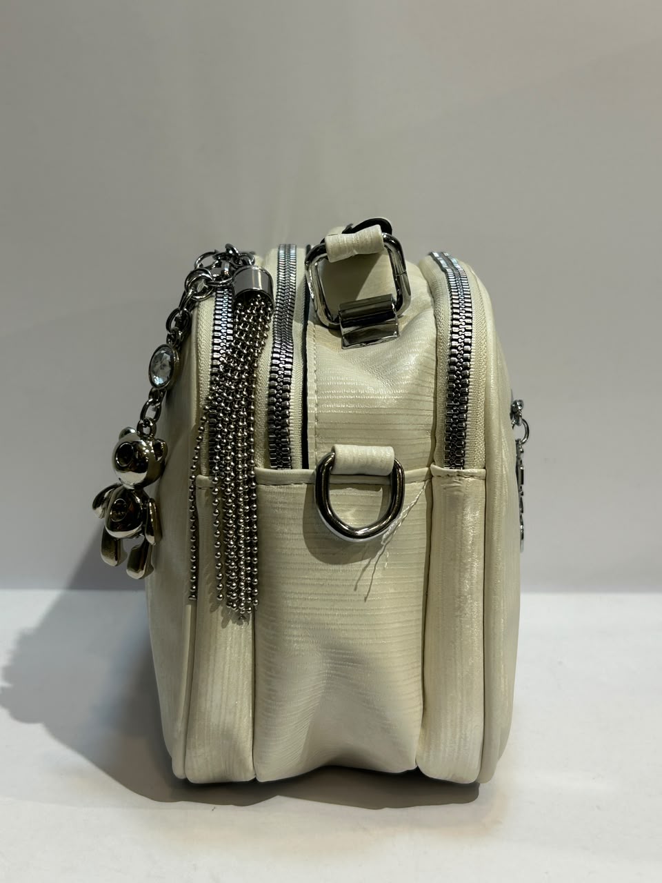 Cross Bag – Stylish & Versatile Everyday Fashion Bag