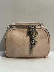 Cross Bag – Stylish & Versatile Everyday Fashion Bag