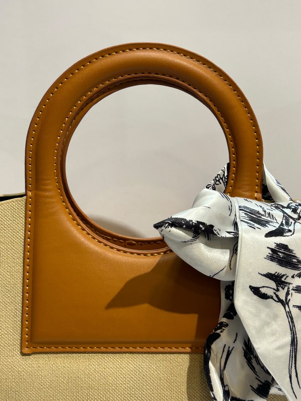 Round Handle Carry Bag - Stylish Elegant Everyday Handbag