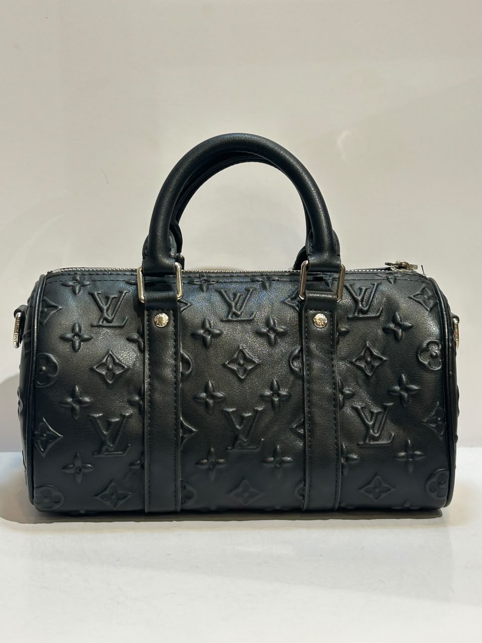 LV 6542 Bag – Elegant & Sophisticated Designer-Style Handbag