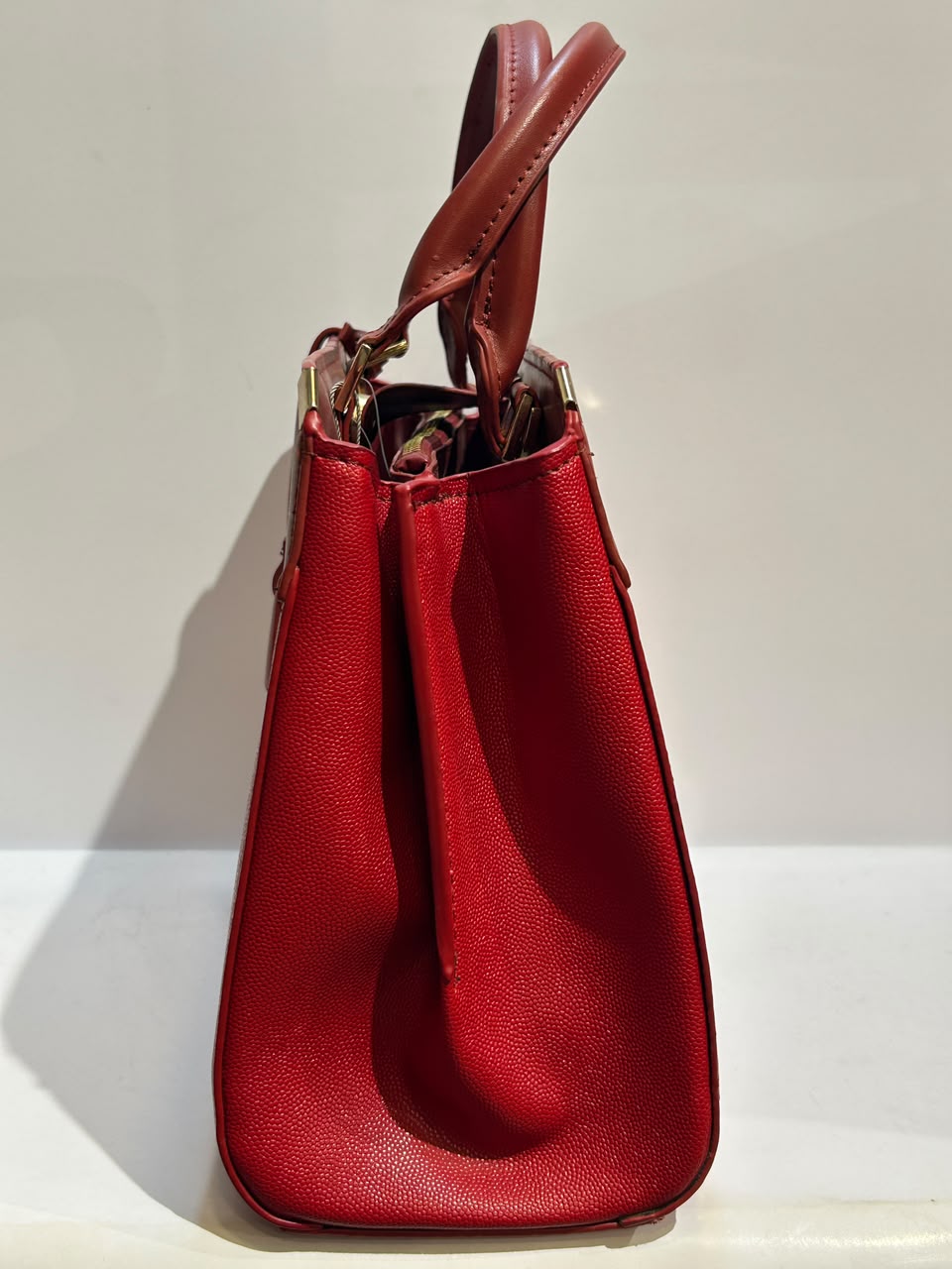 CK 5646 Bag – Modern & Sophisticated Everyday Fashion Bag