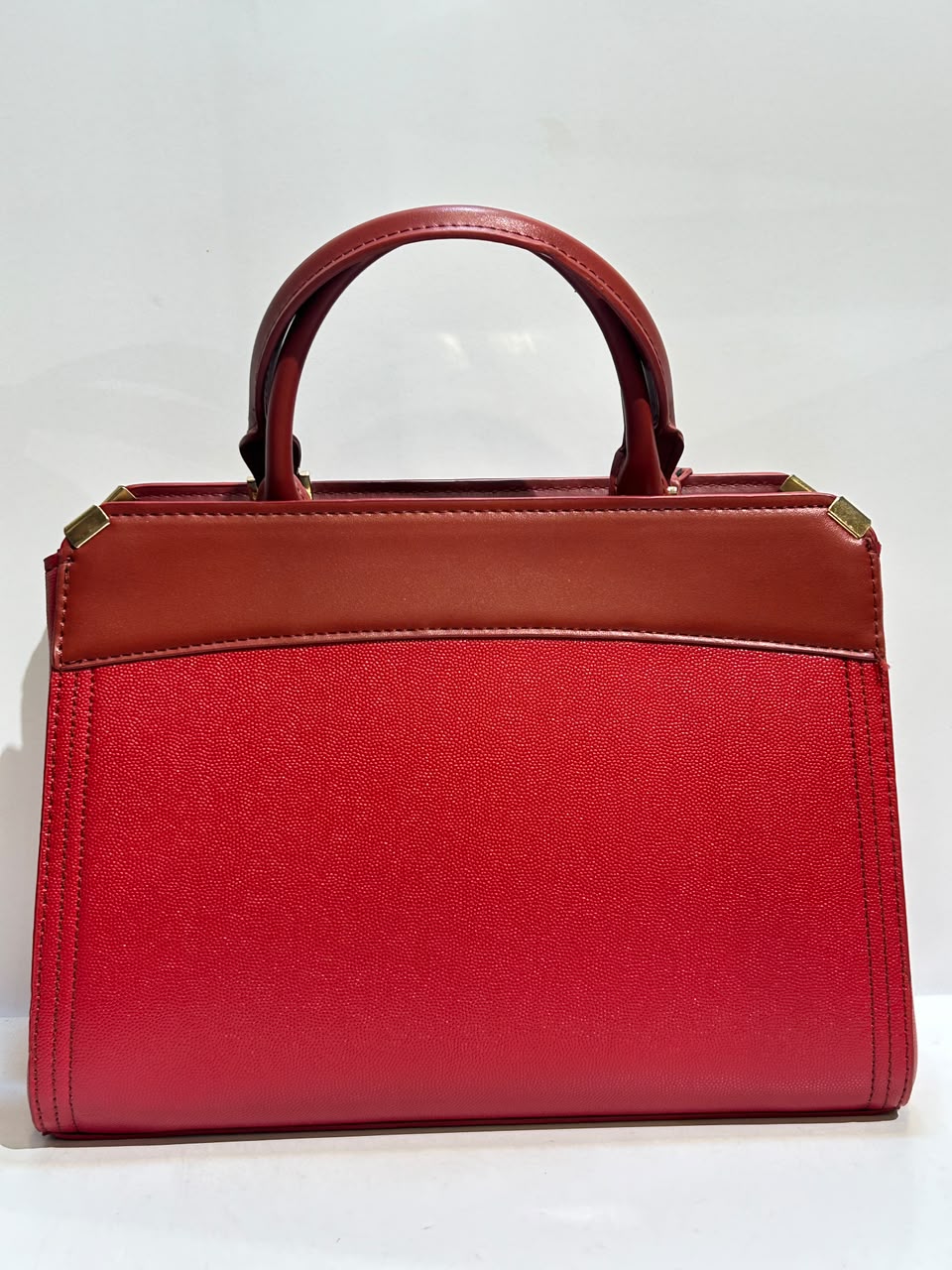 CK 5646 Bag – Modern & Sophisticated Everyday Fashion Bag