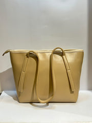 Plain Tote Bag – Simple, Stylish & Versatile Everyday Bag