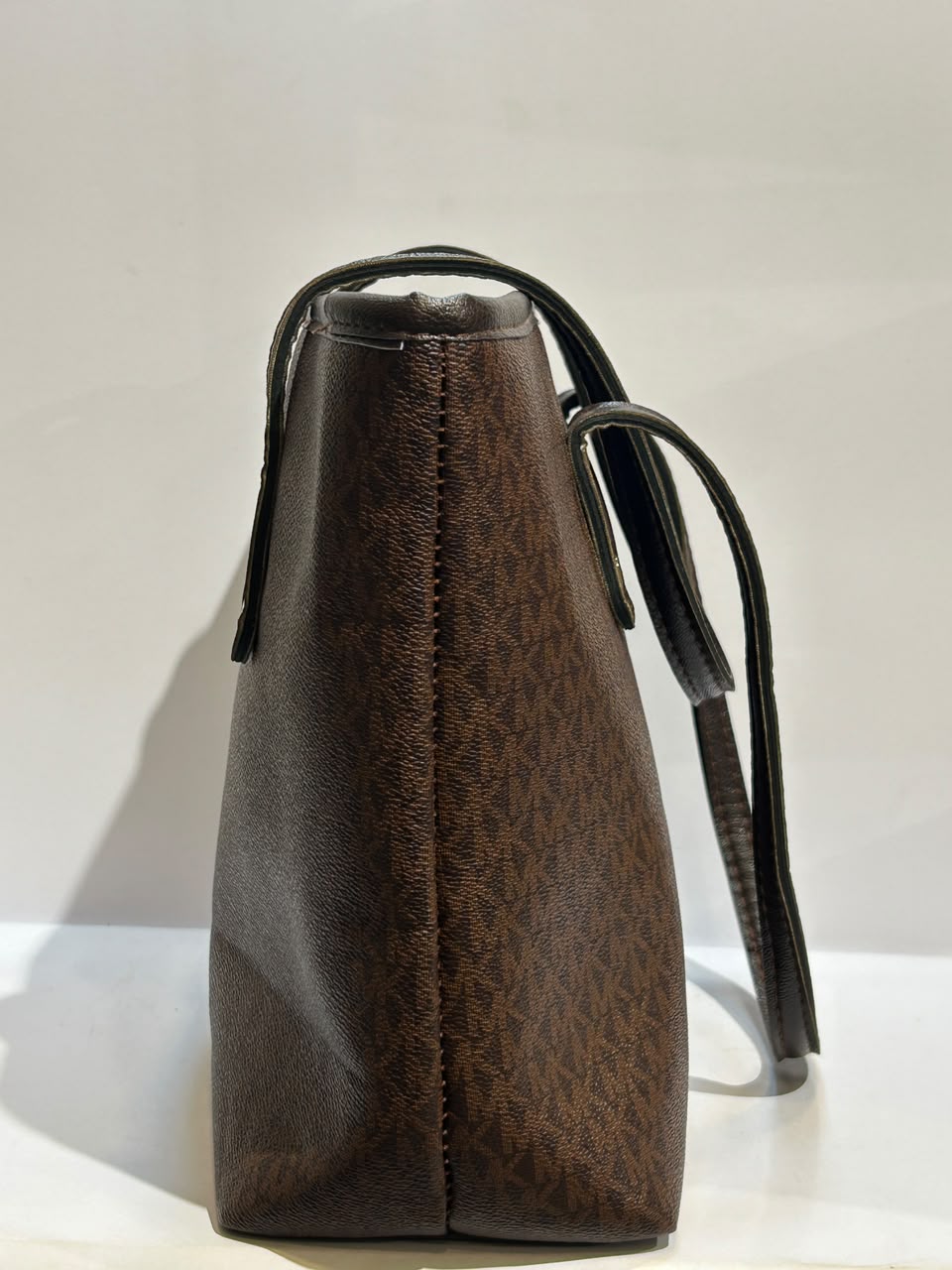Mini Tote Bag – Stylish, Compact & Versatile Everyday Fashion Bag
