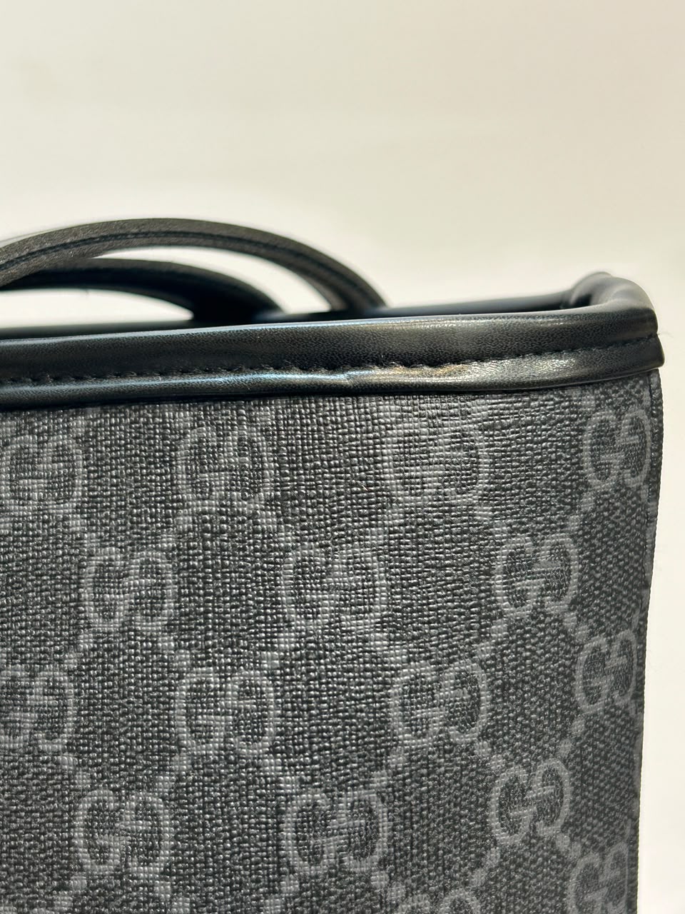 Mid SHO Bag – Stylish & Elegant Everyday Shoulder Bag