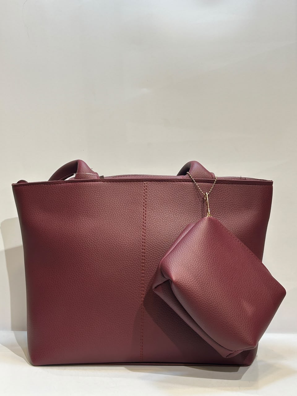 Plain Tote 55 – Simple, Spacious & Versatile Everyday Bag
