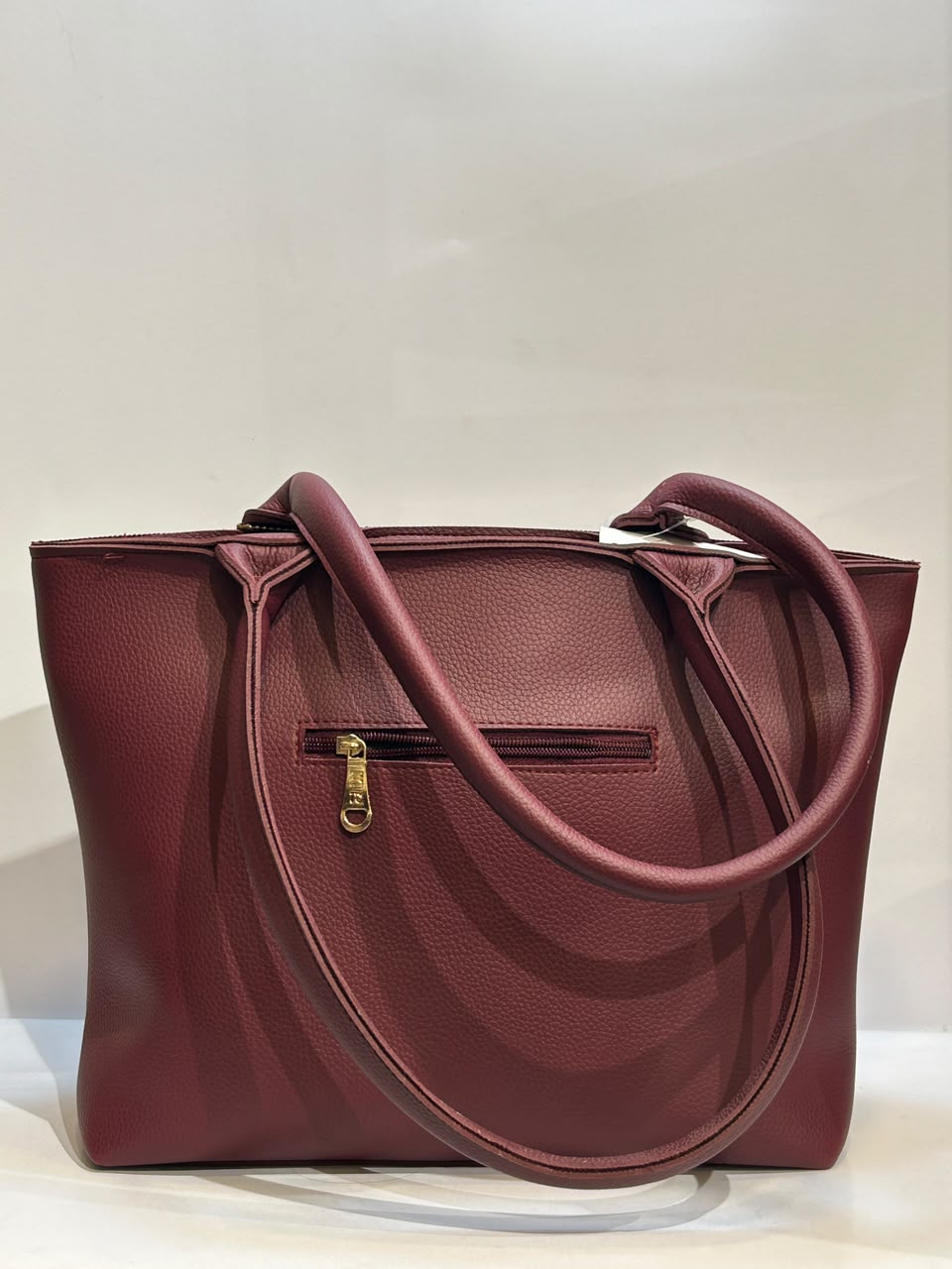 Plain Tote 55 – Simple, Spacious & Versatile Everyday Bag