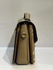 LV 546 Bag – Elegant, Stylish & Versatile Designer-Style Bag