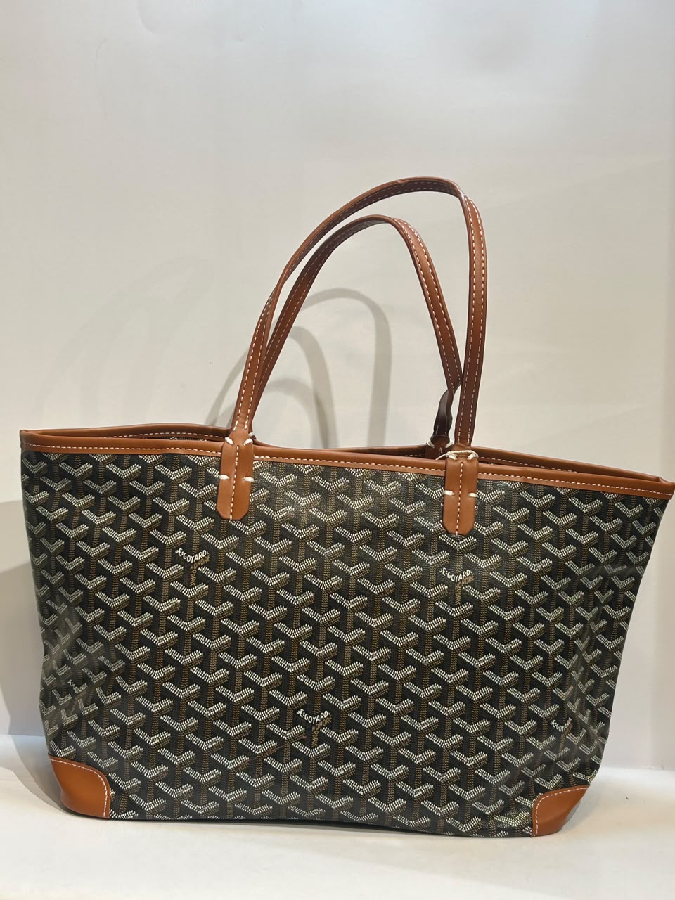 Goyard Bag – Premium, Elegant & Versatile Designer-Style Bag