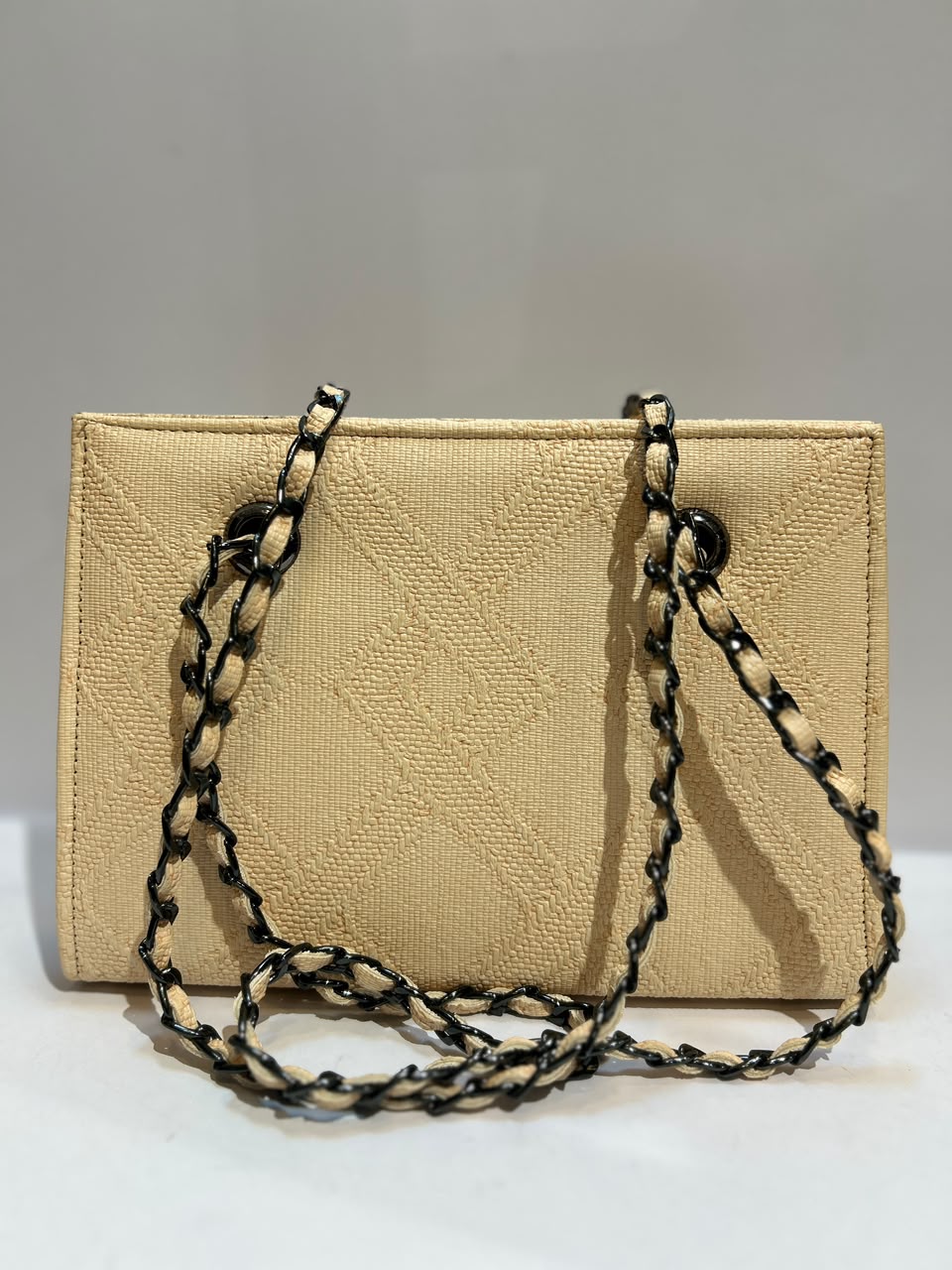 Mini Carry Bag - Stylish Compact Everyday Handbag